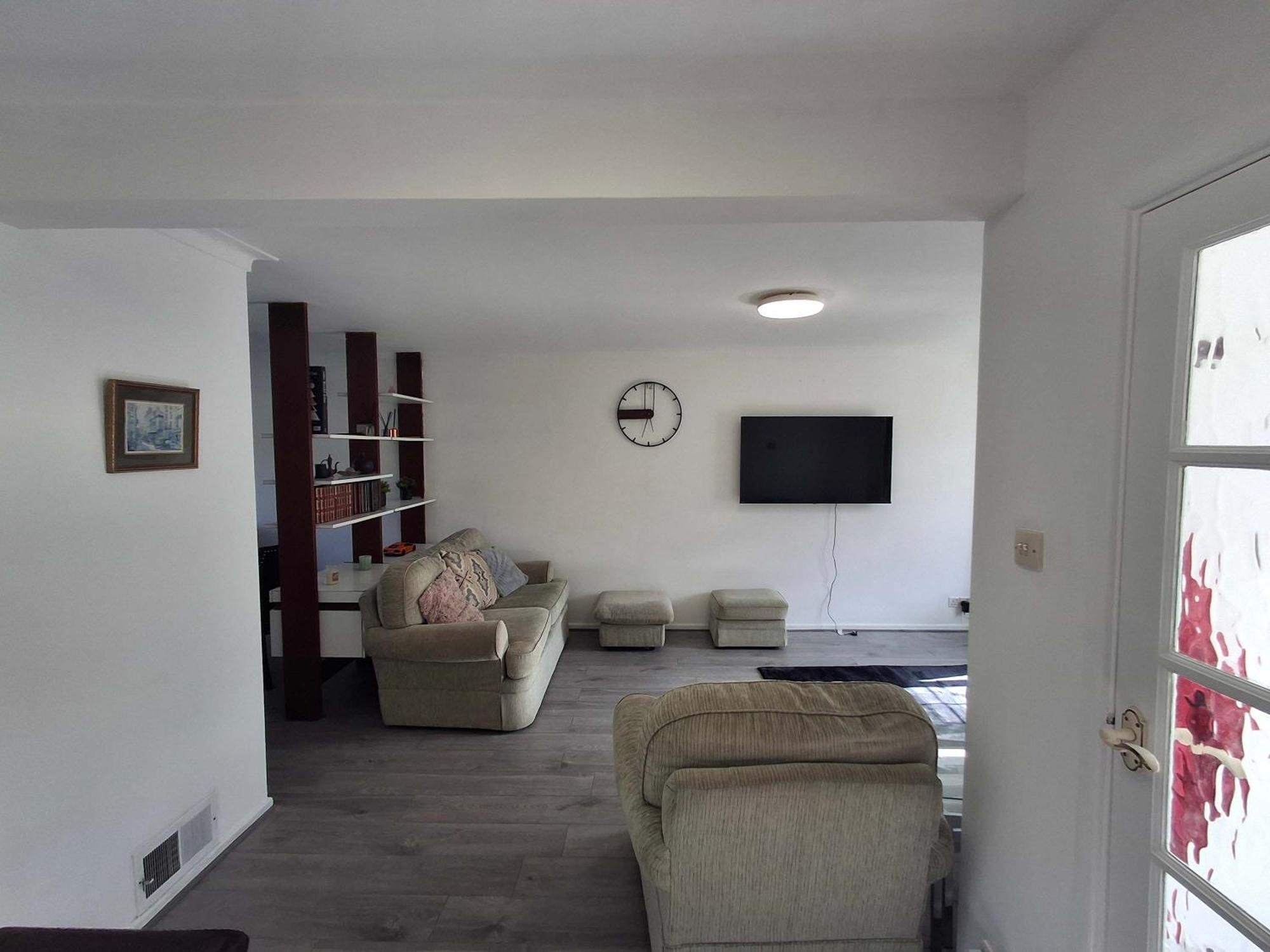 Nicely Decorated 3 Bedroom House Near Heathrow, London ステーンズ エクステリア 写真